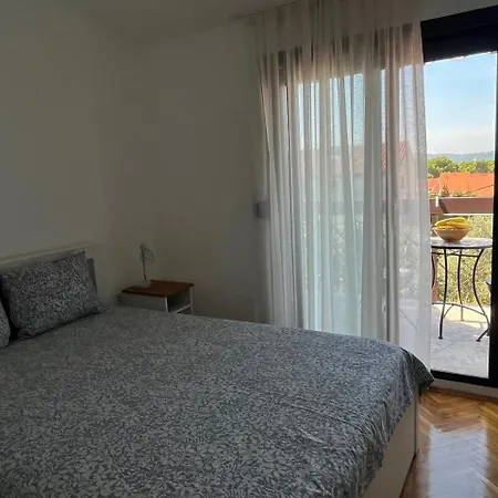 Villa Goldy Biograd Na Moru Exterior photo